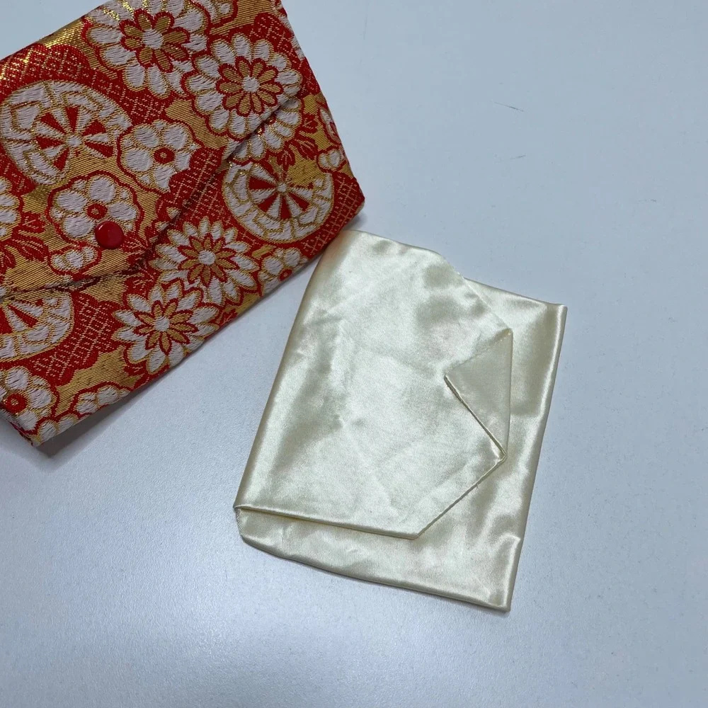 Vintage Taiyo Pearls Tokyo Red Gold Brocade Jewelry Pouch Snap Case Japan